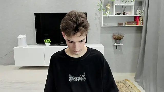 avegothy- online show from February 2025 04:57:02 PM