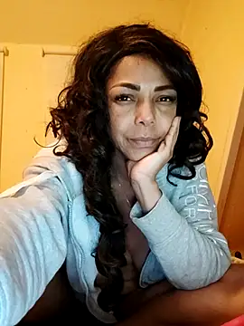 Lunasquirt1985 online show from September 2025 12:37:02 AM