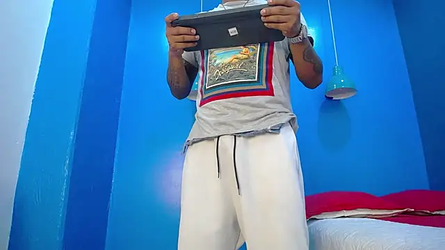 Saipadpuer30 online show from February 2025 02:47:02 AM