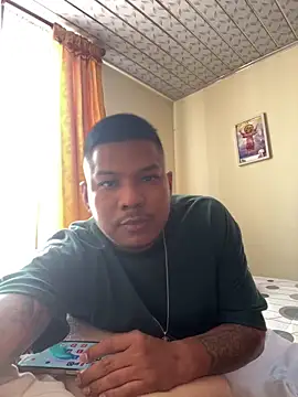 Saipadpuer30 online show from September 2025 07:48:01 PM