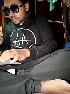 Snapshot of bigcock_thick chatting on October 2025 12:57:01 AM bigcock thick online show from October 2025 12:57:01 AM