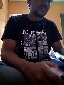 Snapshot of bigcock_thick chatting on November 2025 01:39:02 AM bigcock thick online show from November 2025 01:39:02 AM