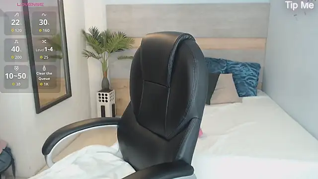 brendathompson  online show from September 2025 03:10:02 AM