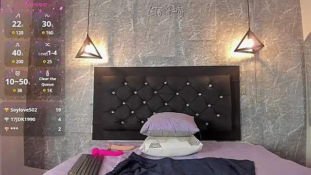 emberhodson online show from February 2025 04:32:01 PM