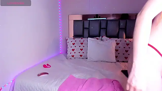 SofiArias online show from October 2025 09:56:01 PM