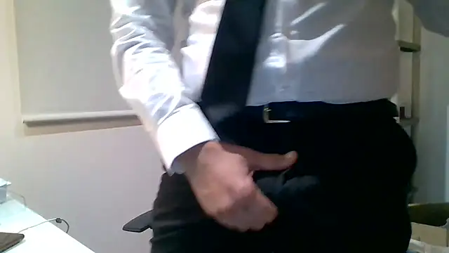 66MA69 online show from October 2025 06:41:02 AM