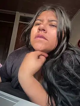 viccky vick online show from February 2025 12:26:02 PM