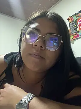 viccky vick online show from February 2025 11:41:02 AM