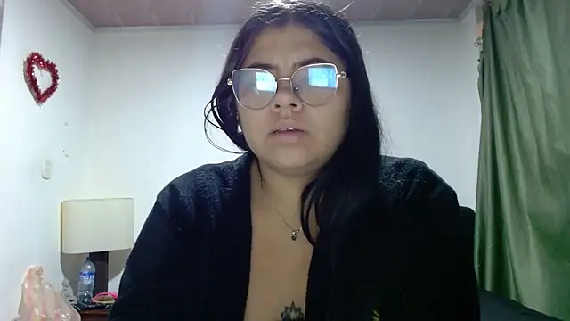 viccky vick online show from October 2025 03:20:02 AM