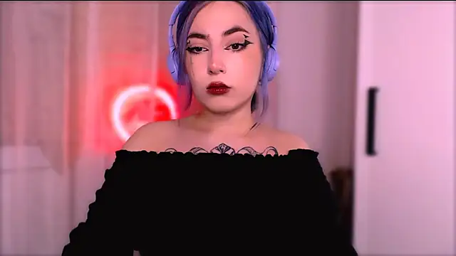 purplewitch online show from September 2025 08:30:01 PM