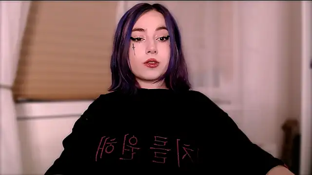 purplewitch online show from October 2025 02:38:01 PM