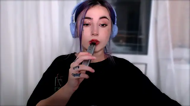 purplewitch online show from November 2025 11:47:02 PM