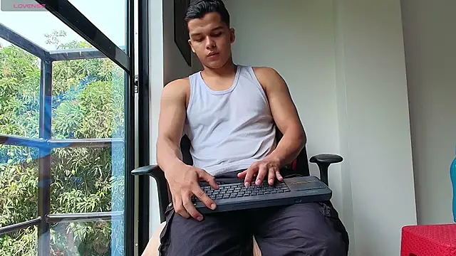 Dwayne Brown online show from October 2025 01:53:01 PM