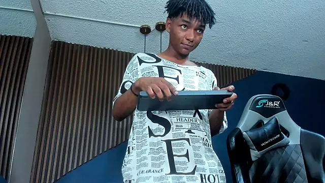 Snapshot of ErickCarmack chatting on February 2025 11:10:01 AM ErickCarmack online show from February 2025 11:10:01 AM