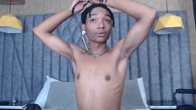 Snapshot of ErickCarmack chatting on March 2025 04:25:02 AM ErickCarmack online show from March 2025 04:25:02 AM