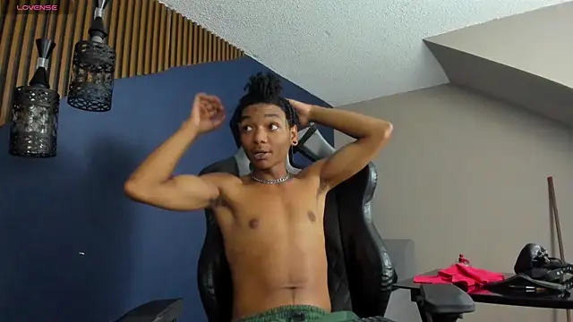 Snapshot of ErickCarmack chatting on March 2025 04:10:01 AM ErickCarmack online show from March 2025 04:10:01 AM