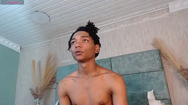 Snapshot of ErickCarmack chatting on March 2025 04:27:01 AM ErickCarmack online show from March 2025 04:27:01 AM