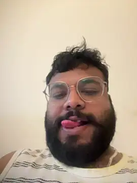 SoloChill online show from April 2026 08:44:01 PM