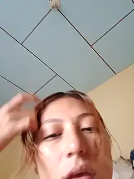 Little Saori online show from November 2025 01:55:02 PM