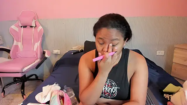 yeikafoxy online show from November 2025 11:12:02 AM