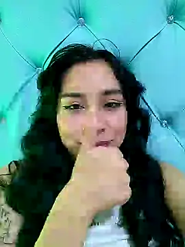 Marce0 online show from February 2025 05:04:02 PM