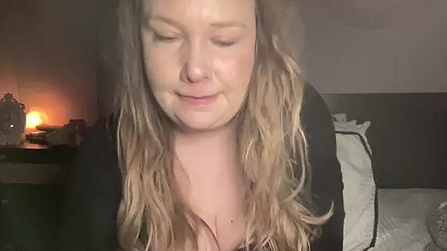 BustyHayleyUk online show from February 2025 08:56:01 PM