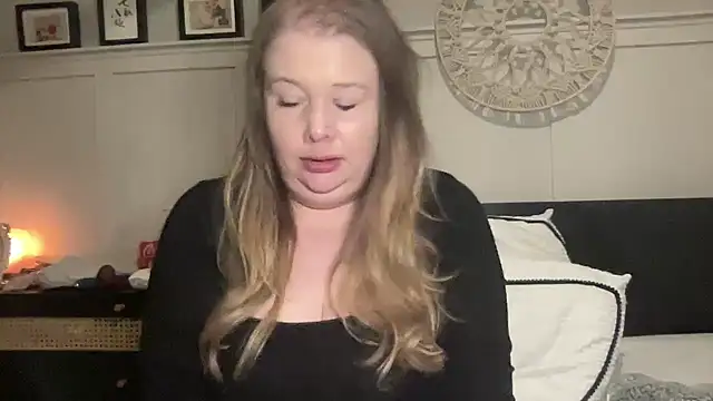 BustyHayleyUk online show from February 2025 06:51:02 PM