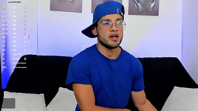 Max Conor1 online show from April 2026 05:25:02 AM