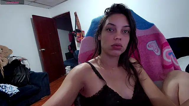 Snapshot of onissm chatting on November 2025 10:26:01 AM onissm online show from November 2025 10:26:01 AM