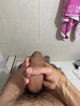 Snapshot of toni1405 chatting on February 2026 03:15:02 AM toni1405 online show from February 2026 03:15:02 AM