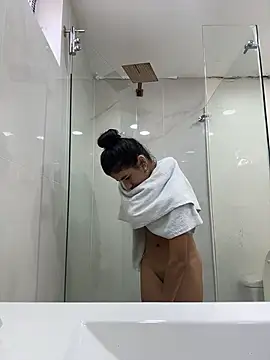 eva roseee online show from March 2026 09:41:01 PM