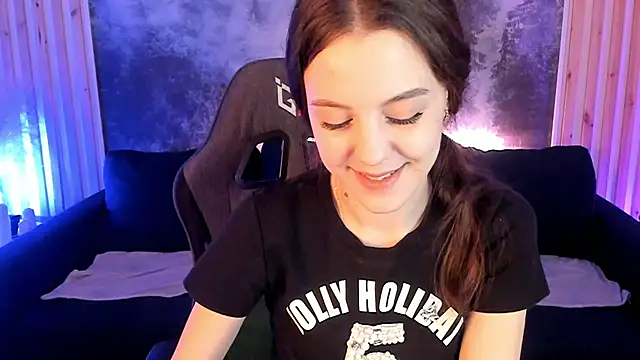 Snapshot of MilaStoyne chatting on March 2025 05:43:02 AM MilaStoyne online show from March 2025 05:43:02 AM