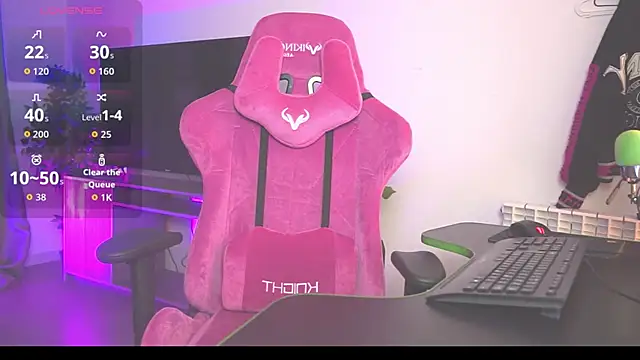 Snapshot of MilaStoyne chatting on September 2025 05:51:01 AM MilaStoyne online show from September 2025 05:51:01 AM