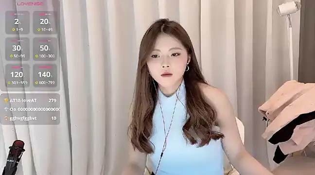 SylviaLing2007 online show from February 2025 05:19:02 PM