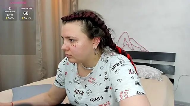 Snapshot of Jenny_Jimmy chatting on February 2025 02:21:01 PM Jenny Jimmy online show from February 2025 02:21:01 PM