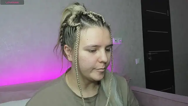 Snapshot of Jenny_Jimmy chatting on October 2025 09:21:01 AM Jenny Jimmy online show from October 2025 09:21:01 AM