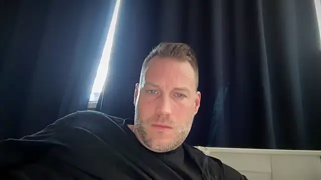 Christian87xxx online show from March 2025 10:30:02 AM