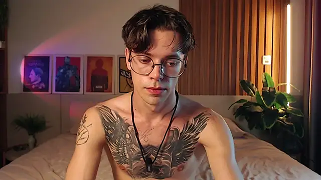 William Henry  online show from April 2026 01:17:02 PM