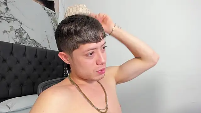 marcuscollins1  online show from March 2026 12:44:01 PM