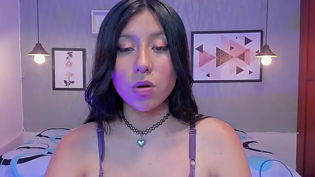 Nohemi louse online show from February 2025 01:20:01 AM