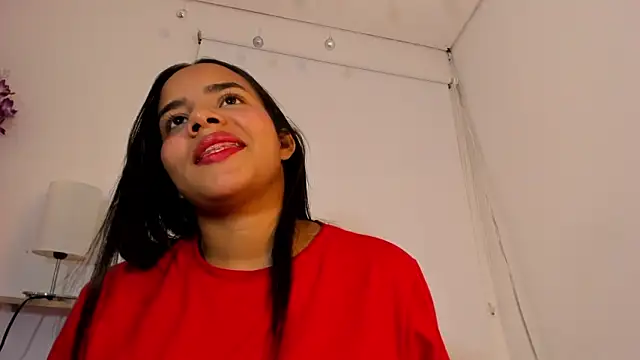 Snapshot of Roxy_Stonee chatting on December 2025 07:22:01 PM Roxy Stonee online show from December 2025 07:22:01 PM