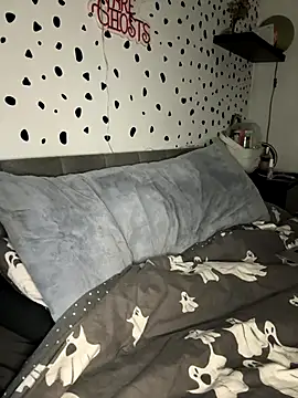 tempzzz12 online show from October 2025 08:06:01 AM