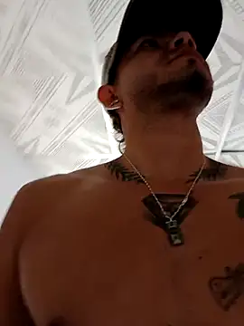 Niick01  online show from April 2026 01:37:02 PM