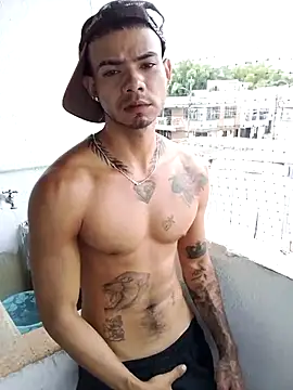 Niick01  online show from April 2026 08:20:02 PM