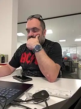 Snapshot of fuocovivo4 chatting on March 2025 01:17:02 PM fuocovivo4 online show from March 2025 01:17:02 PM