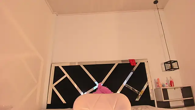 Annyrosee online show from February 2025 12:53:02 AM