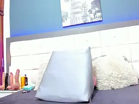 DayannaBronx online show from February 2025 10:15:02 PM