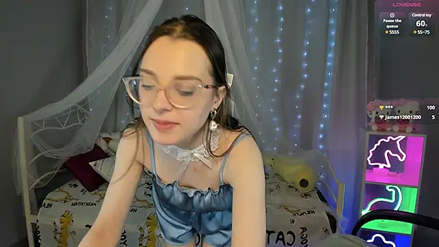 kaisajenner online show from February 2025 03:41:02 PM