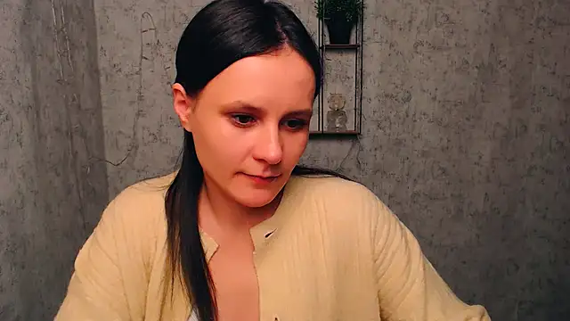 ValeriaHeart  online show from February 2025 02:13:02 PM