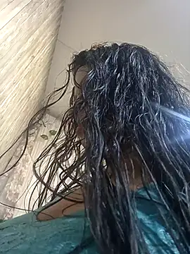 Rachel new20 online show from October 2025 04:48:02 PM